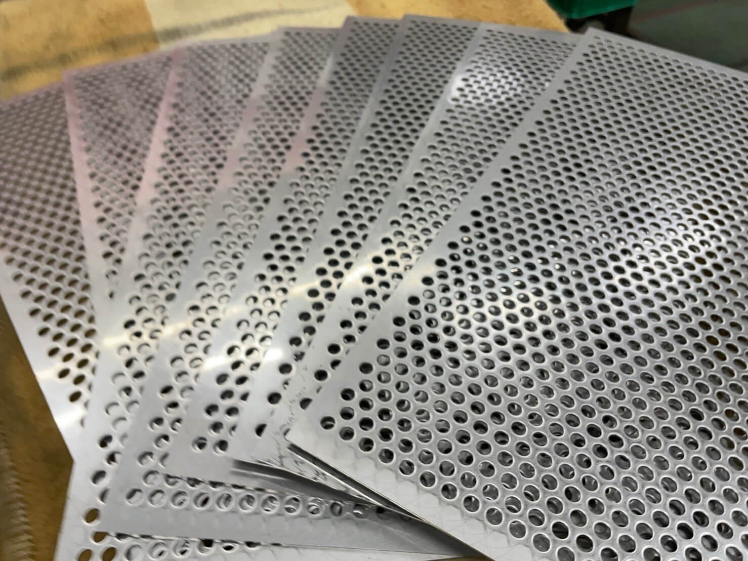 京都・滋賀で金属加工を行う有限会社吉岡製作所