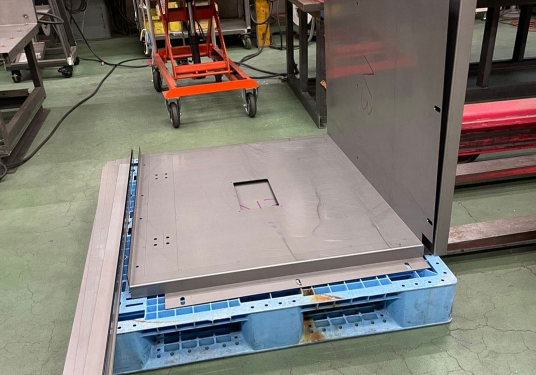 酸洗鋼板（T2.3）のベンダー加工事例